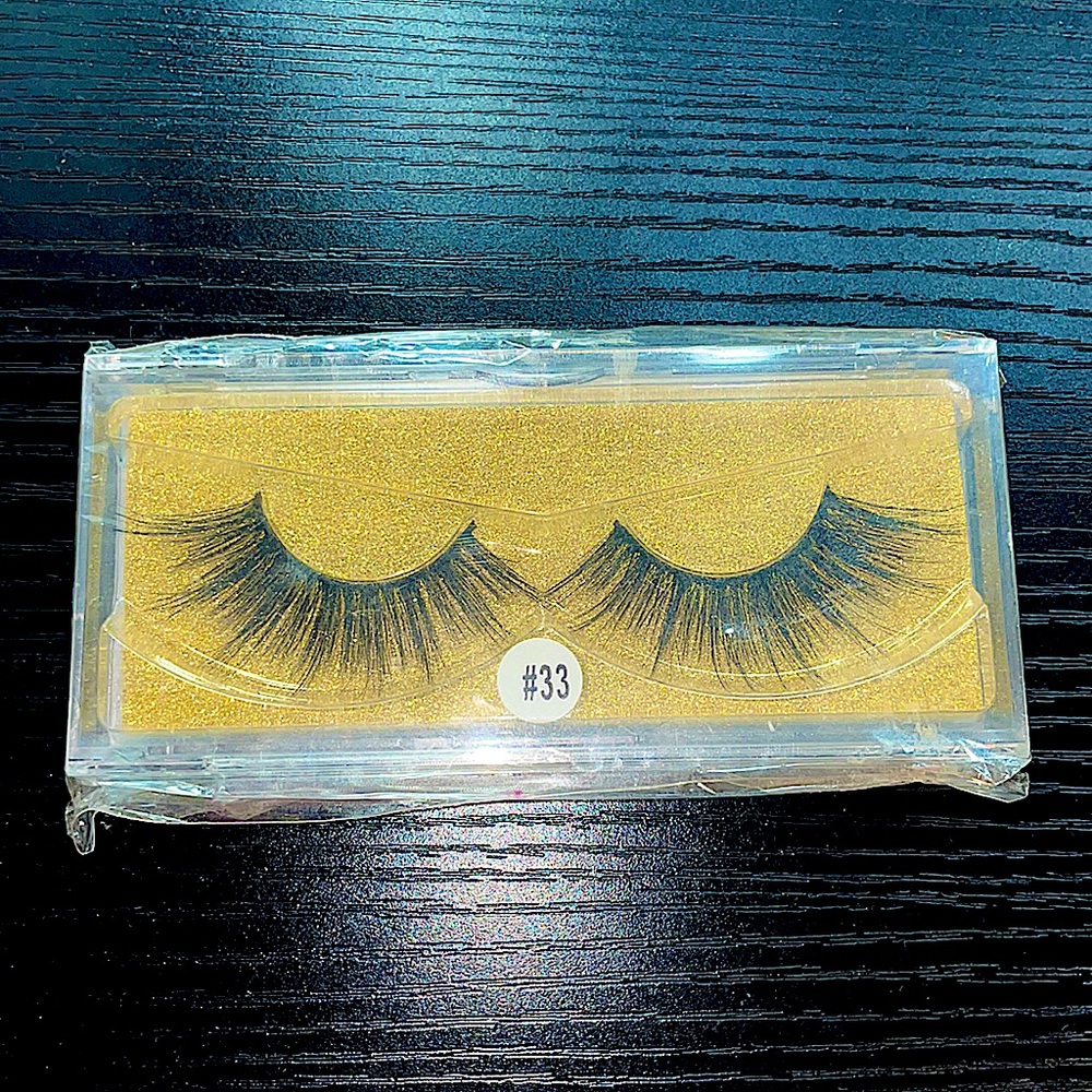 Dramatic Lashes